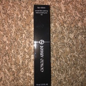 Armani second skin makeup number 05 brand new